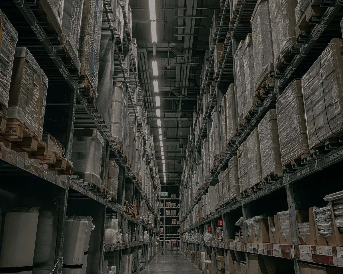 Speziallager & regulierte Güter (GDP)